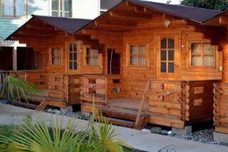 Комплексы для отдыха с коттеджами/бунгало Eco Home Teremok Гагра Дом для отпуска-2